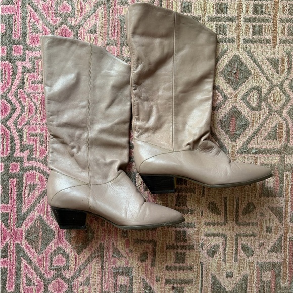 Vintage Blush Pink Leather Boots Western Inspired - Picture 2 of 7